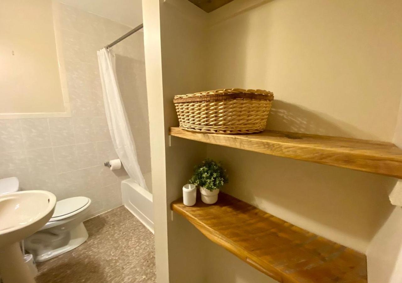 Historic Townhouse Oasis With En-Suite Bathroom Filadelfia Pokój zdjęcie